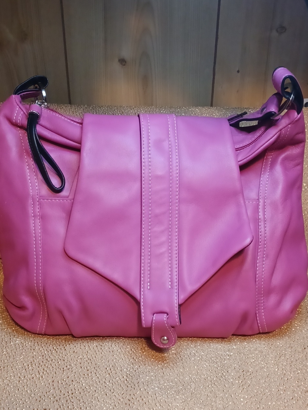 NWT Rossi Leather Bag